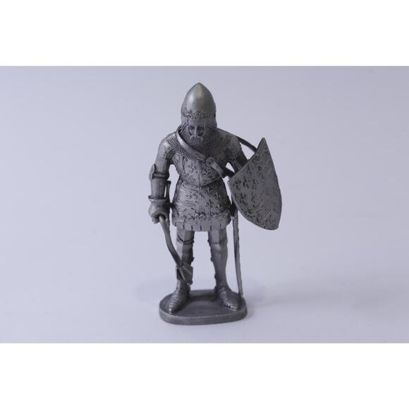 Knight, Pewter Figurine, Signed, Superior Models, 1978, Game Piece, Vintage - Picture 1 of 3